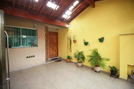 Casa à venda com 106m², 3 quartos e 1 vaga Casa à venda com 106m², 3 quartos e 1 vagaGaragem