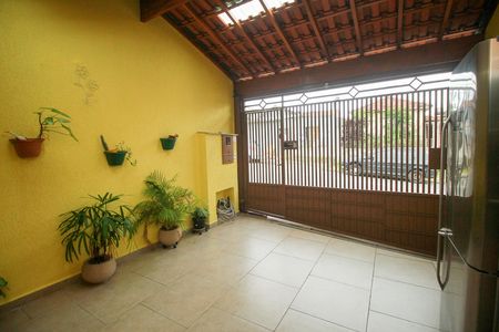 Casa à venda com 106m², 3 quartos e 1 vaga Casa à venda com 106m², 3 quartos e 1 vagaGaragem