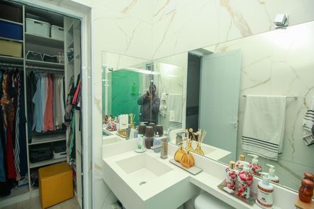 Casa à venda com 106m², 3 quartos e 1 vaga Casa à venda com 106m², 3 quartos e 1 vagaBanheiro da Suíte