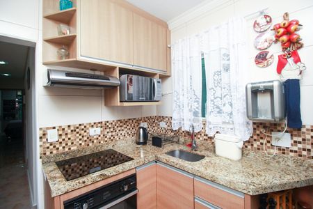 Casa à venda com 106m², 3 quartos e 1 vaga Casa à venda com 106m², 3 quartos e 1 vagaCozinha