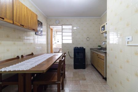 Apartamento para alugar com 74m², 2 quartos e 1 vagaCozinha 