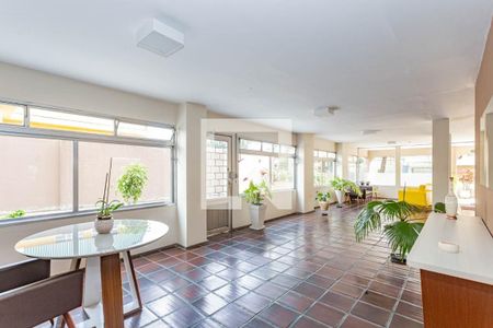 Apartamento para alugar com 74m², 2 quartos e 1 vagaHall de Entrada 