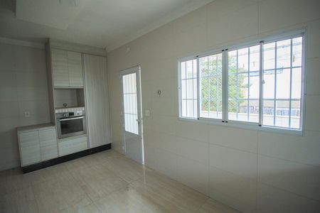 Casa à venda com 172m², 4 quartos e 2 vagas