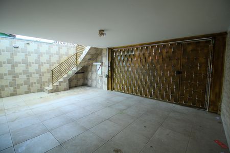 Casa à venda com 4 quartos, 172m² em Vila Bertioga, São Paulo