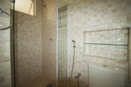 Casa à venda com 172m², 4 quartos e 2 vagas