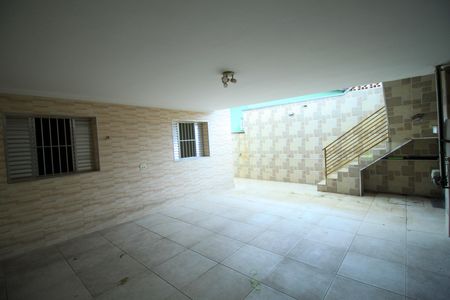 Casa à venda com 172m², 4 quartos e 2 vagas