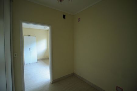Casa à venda com 4 quartos, 172m² em Vila Bertioga, São Paulo