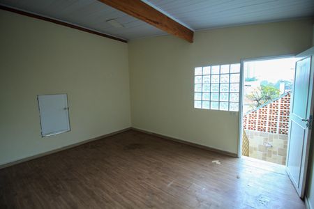 Casa à venda com 172m², 4 quartos e 2 vagas