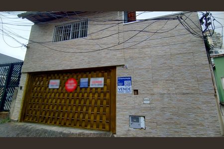 Casa à venda com 4 quartos, 172m² em Vila Bertioga, São Paulo