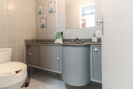 Apartamento à venda com 61m², 2 quartos e sem vaga Apartamento à venda com 61m², 2 quartos e sem vagaBanheiro Social