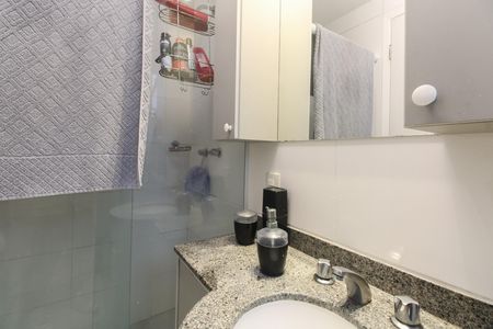 Apartamento à venda com 61m², 2 quartos e sem vaga Apartamento à venda com 61m², 2 quartos e sem vagaBanheiro Suíte