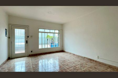 Sala de casa à venda com 3 quartos, 137m² em Pinheiros, São Paulo