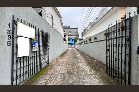 Fachada de casa para alugar com 3 quartos, 137m² em Pinheiros, São Paulo