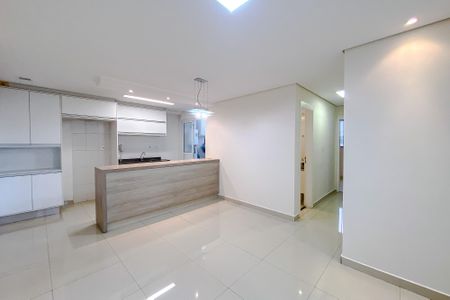 Apartamento à venda com 67m², 3 quartos e 1 vaga Apartamento à venda com 67m², 3 quartos e 1 vagaSala