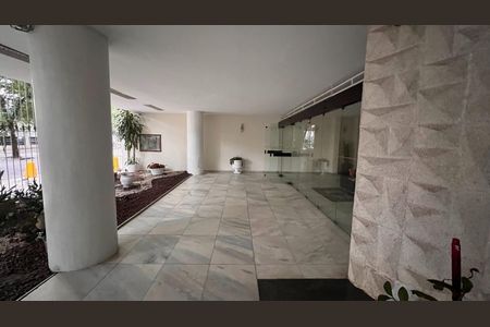 Apartamento à venda com 93m², 3 quartos e 1 vaga Apartamento à venda com 93m², 3 quartos e 1 vagaHall Social