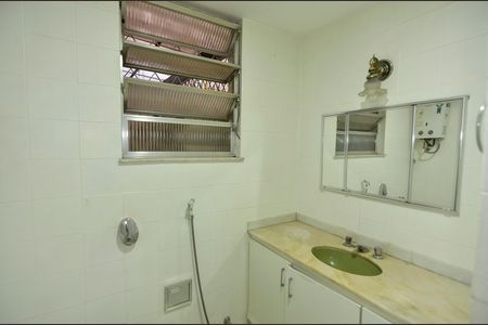Apartamento à venda com 93m², 3 quartos e 1 vaga Apartamento à venda com 93m², 3 quartos e 1 vagaBanheiro