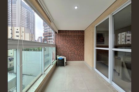 Studio para alugar com 37m², 1 quarto e 1 vaga Studio para alugar com 37m², 1 quarto e 1 vagaVaranda
