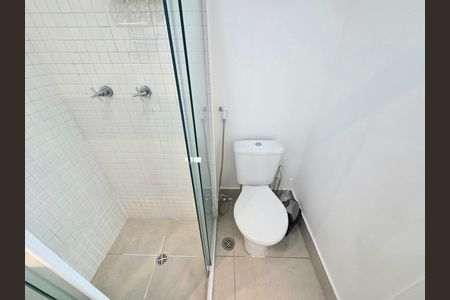 Studio para alugar com 37m², 1 quarto e 1 vaga Studio para alugar com 37m², 1 quarto e 1 vagaBanheiro