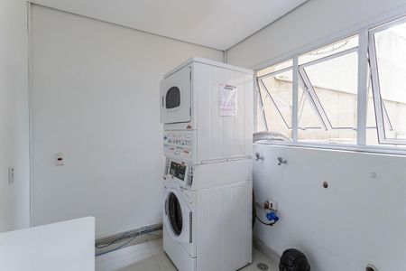 Studio para alugar com 37m², 1 quarto e 1 vaga Studio para alugar com 37m², 1 quarto e 1 vagaLavanderia