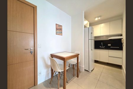 Studio para alugar com 37m², 1 quarto e 1 vaga Studio para alugar com 37m², 1 quarto e 1 vagaStudio