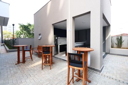 Apartamento para alugar com 34m², 2 quartos e sem vagaÁrea comum - Churrasqueira