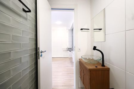 Apartamento para alugar com 34m², 2 quartos e sem vagaBanheiro