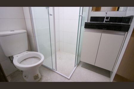 Banheiro de apartamento para alugar com 1 quarto, 26m² em Quinta da Paineira, São Paulo