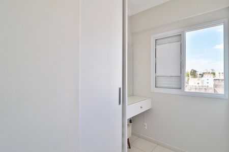 Apartamento para alugar com 74m², 3 quartos e 2 vagasQuarto 2 - Closet