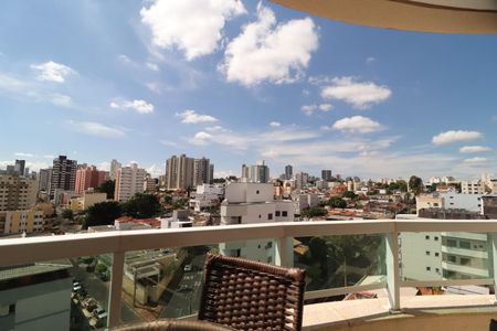 Apartamento para alugar com 74m², 3 quartos e 2 vagasSacada