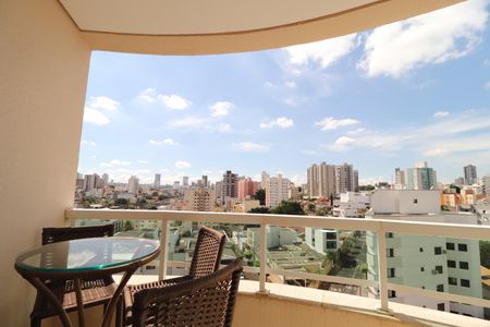 Sacada de apartamento para alugar com 3 quartos, 74m² em Saraiva, Uberlândia