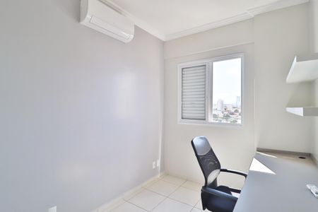 Apartamento para alugar com 74m², 3 quartos e 2 vagasQuarto 1