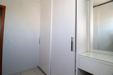 Apartamento para alugar com 74m², 3 quartos e 2 vagasQuarto 2 - Closet