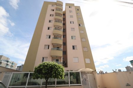 Apartamento para alugar com 74m², 3 quartos e 2 vagasFachada