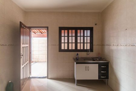 Casa para alugar com 115m², 2 quartos e 2 vagas Casa para alugar com 115m², 2 quartos e 2 vagasCozinha