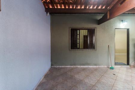 Casa para alugar com 115m², 2 quartos e 2 vagas Casa para alugar com 115m², 2 quartos e 2 vagasGaragem