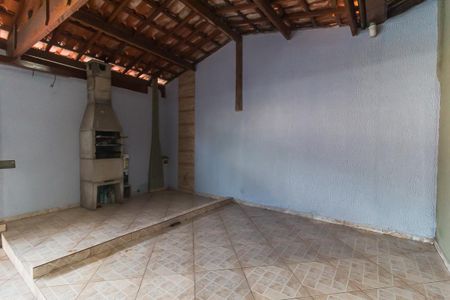 Casa para alugar com 115m², 2 quartos e 2 vagas Casa para alugar com 115m², 2 quartos e 2 vagasChurrasqueira
