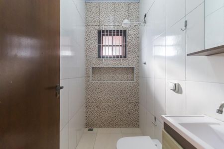 Casa para alugar com 115m², 2 quartos e 2 vagas Casa para alugar com 115m², 2 quartos e 2 vagasBanheiro