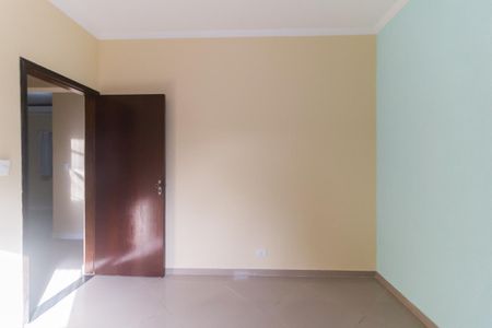 Casa para alugar com 115m², 2 quartos e 2 vagas Casa para alugar com 115m², 2 quartos e 2 vagasQuarto 2