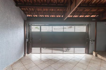 Casa para alugar com 115m², 2 quartos e 2 vagas Casa para alugar com 115m², 2 quartos e 2 vagasVista da Sala