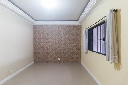 Casa para alugar com 115m², 2 quartos e 2 vagas Casa para alugar com 115m², 2 quartos e 2 vagasSala