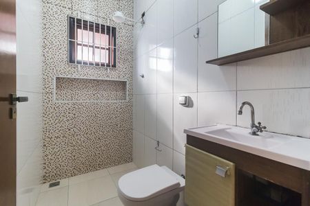 Casa para alugar com 115m², 2 quartos e 2 vagas Casa para alugar com 115m², 2 quartos e 2 vagasBanheiro