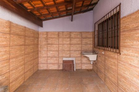 Casa para alugar com 115m², 2 quartos e 2 vagas Casa para alugar com 115m², 2 quartos e 2 vagasÁrea de Serviço