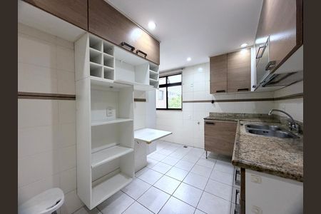 Apartamento à venda com 117m², 3 quartos e 2 vagasCozinha