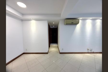 Apartamento à venda com 117m², 3 quartos e 2 vagasSala