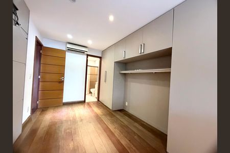 Apartamento à venda com 117m², 3 quartos e 2 vagasSuíte