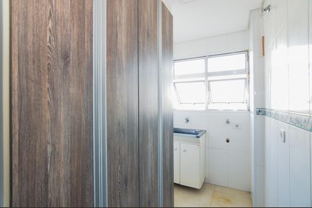 Apartamento à venda com 75m², 3 quartos e 1 vagaÁrea de Serviço