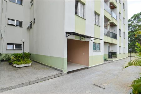 Apartamento à venda com 75m², 3 quartos e 1 vaga Apartamento à venda com 75m², 3 quartos e 1 vagaÁrea comum