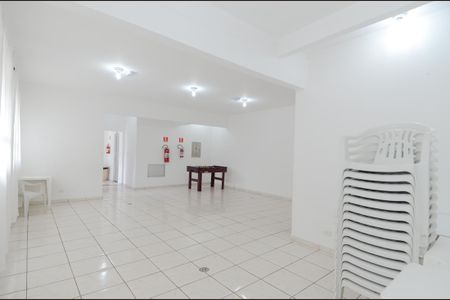 Apartamento à venda com 75m², 3 quartos e 1 vaga Apartamento à venda com 75m², 3 quartos e 1 vagaÁrea comum - Salão de festas