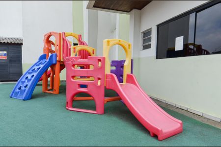 Apartamento à venda com 75m², 3 quartos e 1 vaga Apartamento à venda com 75m², 3 quartos e 1 vagaÁrea comum - Playground