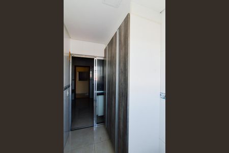 Apartamento à venda com 75m², 3 quartos e 1 vagaÁrea de Serviço